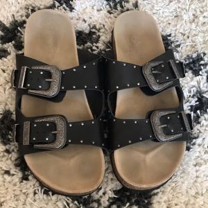 American Eagle Outfitters Birkenstock’s